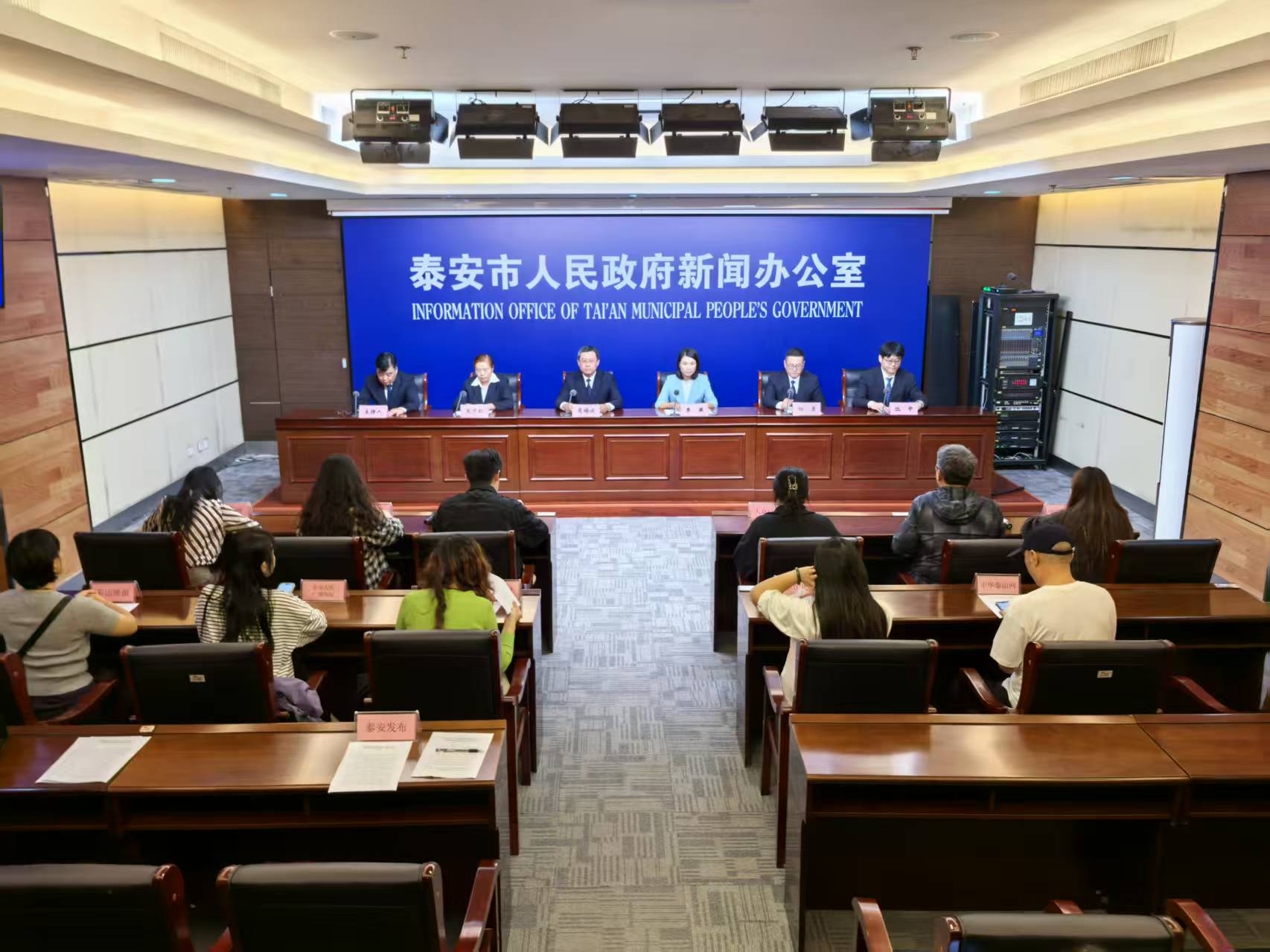 微信图片_20250924151640_793_124.jpg